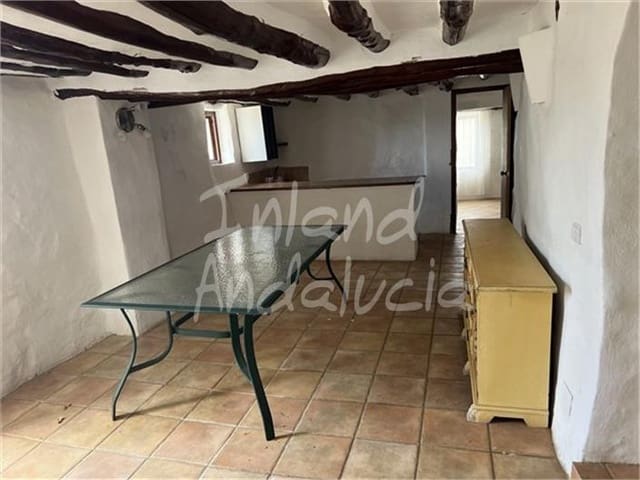 6 soverom Finca/Herregård til salgs i Frailes med svømmebasseng garasje - € 95 445 (Ref: 9782867)