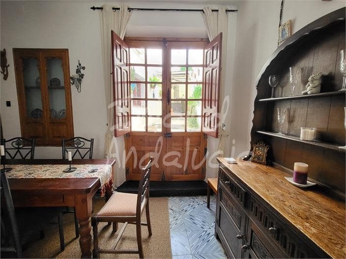 4 makuuhuone Omakotitalo myytävänä paikassa Cuevas de San Marcos - 190 000 € (Ref: 9790035)