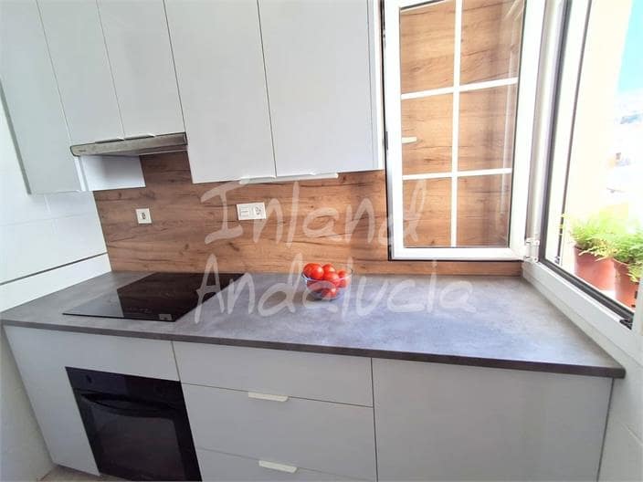 2 soveværelse Lejlighed til salg i Albunol med garage - € 155.000 (Ref: 9796113)