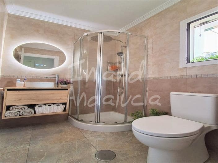 2 soveværelse Lejlighed til salg i Albunol med garage - € 155.000 (Ref: 9796113)