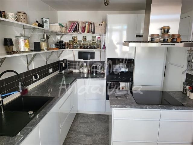 4 slaapkamer Huis te koop in Villanueva de Algaidas - € 150.000 (Ref: 9796115)