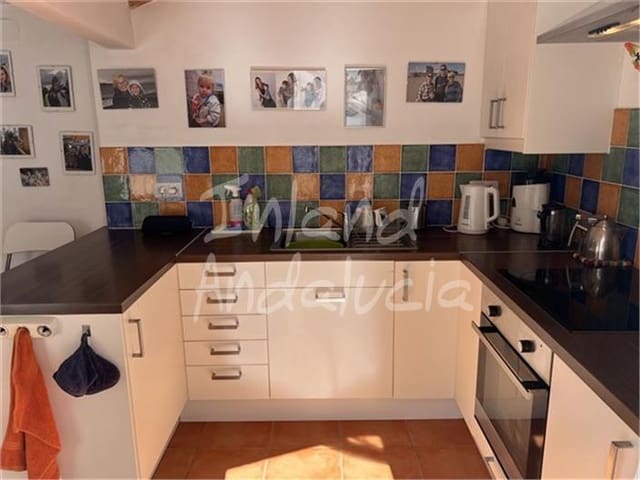 4 soveværelse Byhus til salg i Castillo de Locubín - € 68.000 (Ref: 9798507)