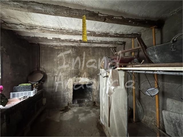 Dom na sprzedaż w Alcalá la Real - 30 000 € (Ref: 9803855)