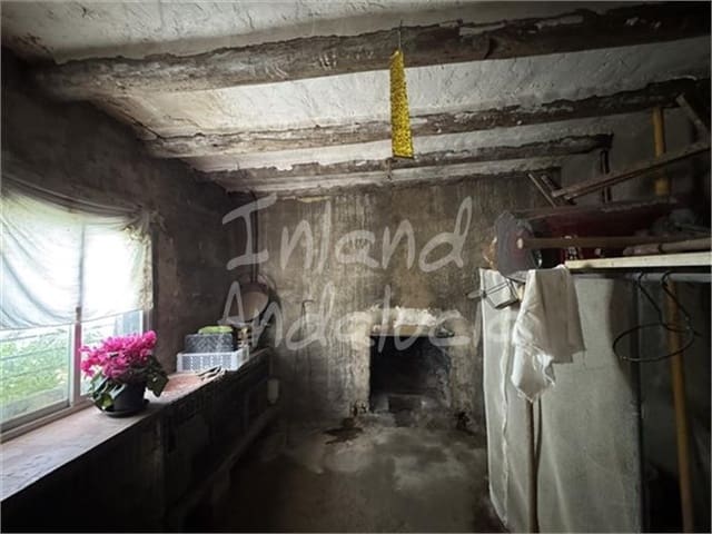 Dom na sprzedaż w Alcalá la Real - 30 000 € (Ref: 9803855)