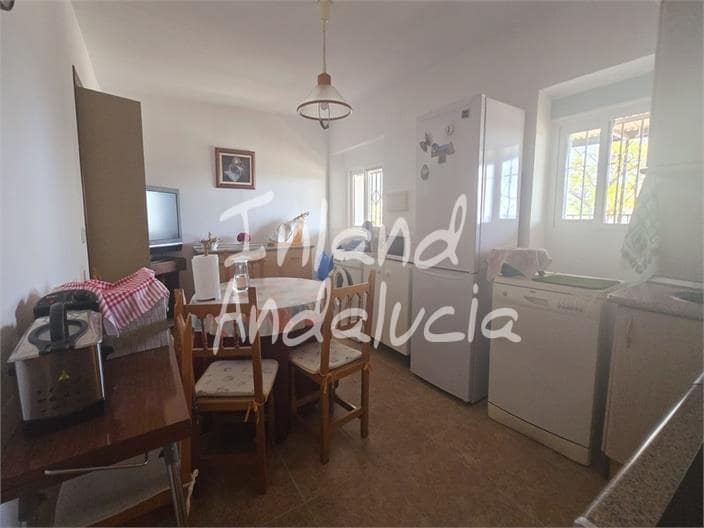 4 sovrum Finca/Hus på landet till salu i Alcaucin med garage - 365 000 € (Ref: 9805906)