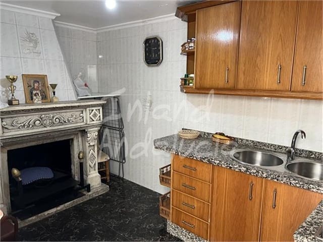4 soveværelse Byhus til salg i Luque - € 69.500 (Ref: 9807512)