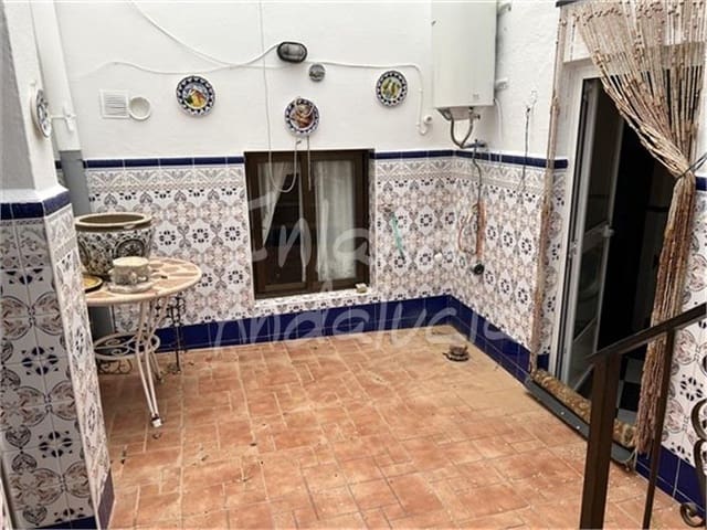 4 soveværelse Byhus til salg i Luque - € 69.500 (Ref: 9807512)