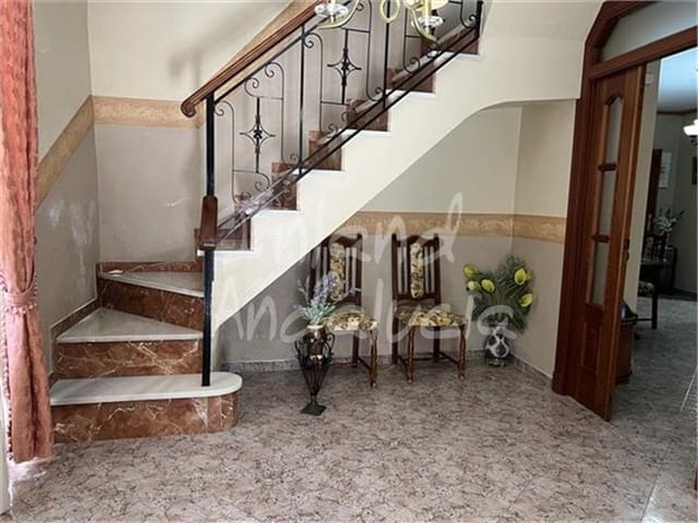 4 soveværelse Byhus til salg i Luque - € 69.500 (Ref: 9807512)