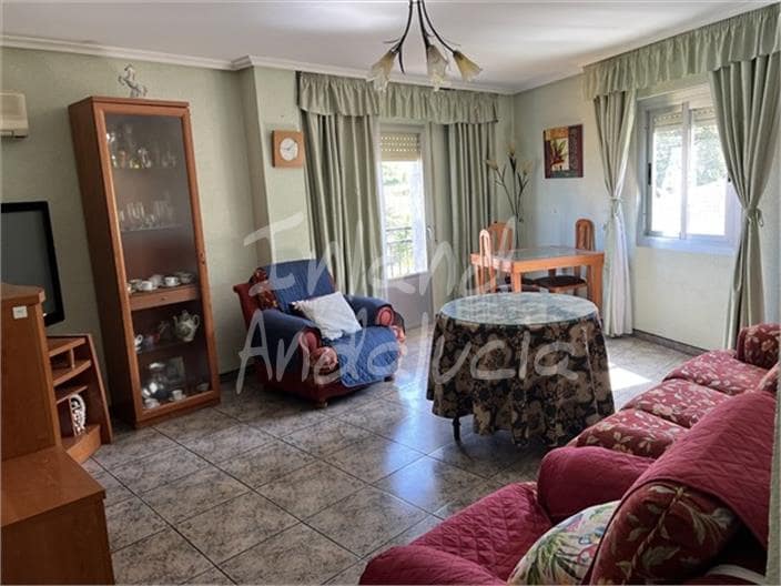 2 bedroom Apartment for sale in Castillo de Locubin - € 45,000 (Ref: 9816803)