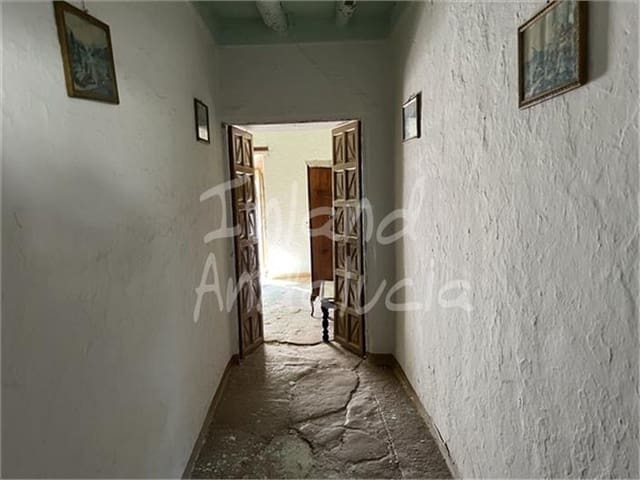 7 soverom Hus til salgs i Alcalá la Real med garasje - € 42 000 (Ref: 9828158)