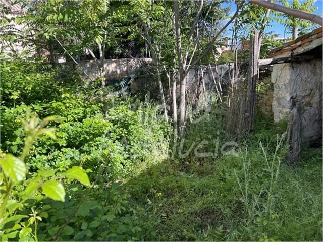 7 soverom Hus til salgs i Alcalá la Real med garasje - € 42 000 (Ref: 9828158)