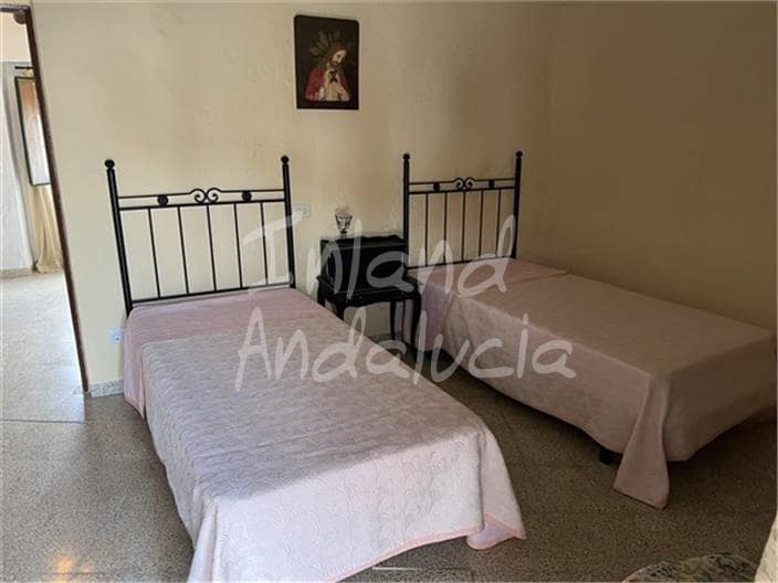 4 chambre Maison de Ville à vendre à Priego de Cordoba avec garage - 80 000 € (Ref: 9828159)