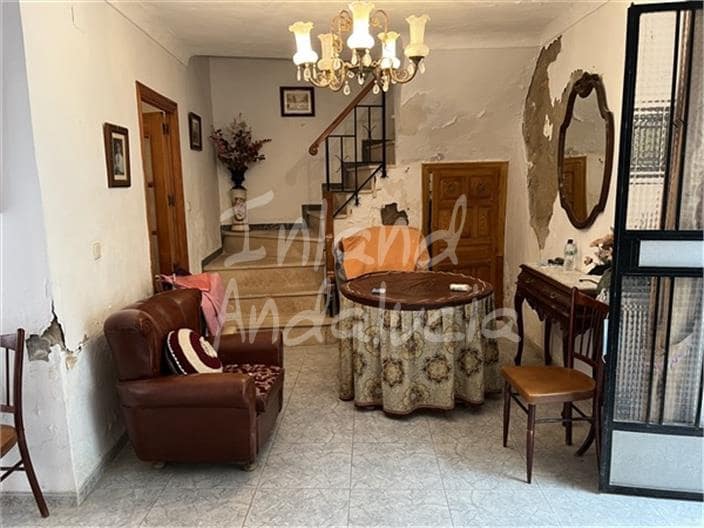 4 slaapkamer Huis te koop in Luque - € 49.500 (Ref: 9828160)
