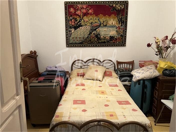 4 slaapkamer Huis te koop in Luque - € 49.500 (Ref: 9828160)