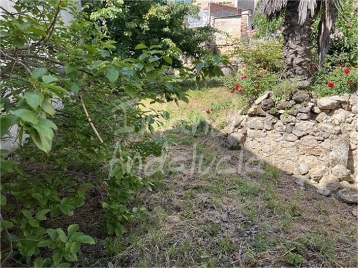 Townhouse for sale in Alcala la Real - € 50,000 (Ref: 9833141)