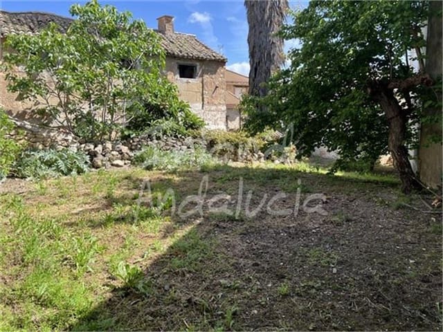 Hus til salgs i Alcalá la Real - € 50 000 (Ref: 9833141)