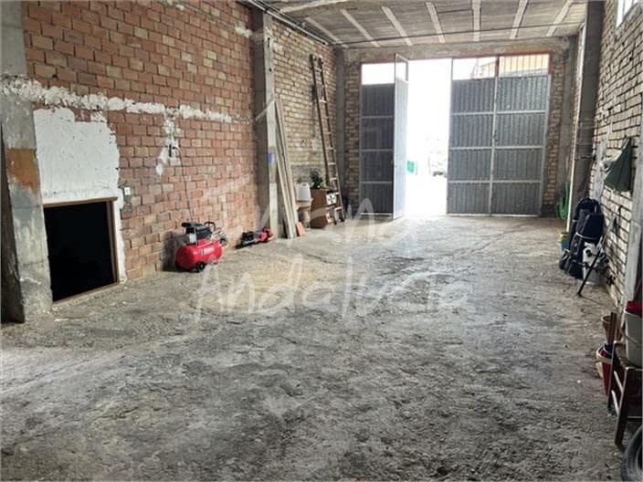 4 quarto Casa em Banda para venda em Frailes com garagem - 108 000 € (Ref: 9835053)