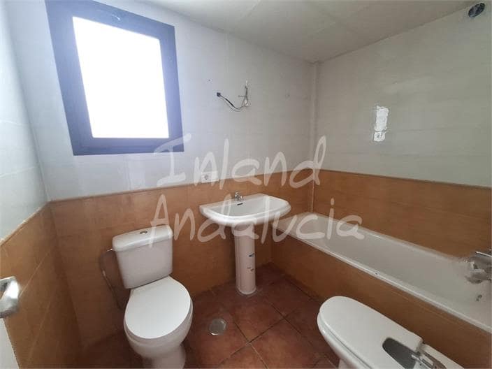 2 bedroom Apartment for sale in Alcaucin with pool garage - € 122,875 (Ref: 9835054)
