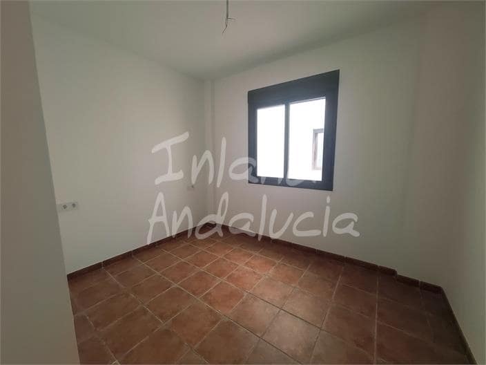 1 bedroom Apartment for sale in Alcaucin with pool garage - € 95,000 (Ref: 9838808)