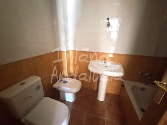 1 soveværelse Lejlighed til salg i Alcaucín med swimmingpool garage - € 95.000 (Ref: 9838808)