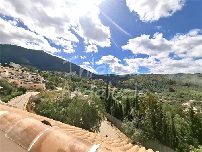 1 bedroom Apartment for sale in Alcaucin with pool garage - € 95,000 (Ref: 9838808)