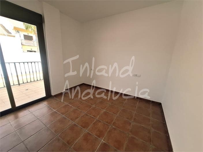 2 bedroom Apartment for sale in Alcaucin with pool garage - € 119,000 (Ref: 9838810)
