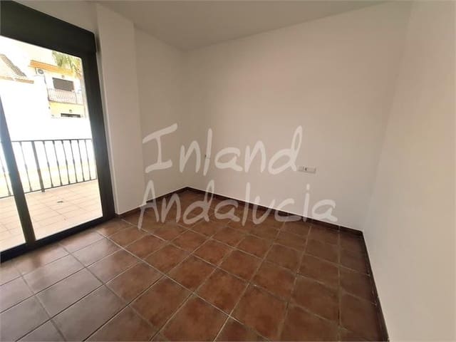 2 soveværelse Lejlighed til salg i Alcaucín med swimmingpool garage - € 119.000 (Ref: 9838810)