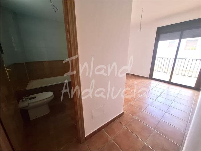 2 bedroom Apartment for sale in Alcaucin with pool garage - € 119,000 (Ref: 9838811)