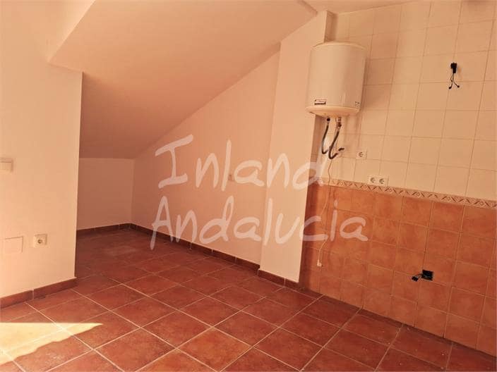 1 bedroom Apartment for sale in Alcaucin with pool garage - € 105,000 (Ref: 9838812)
