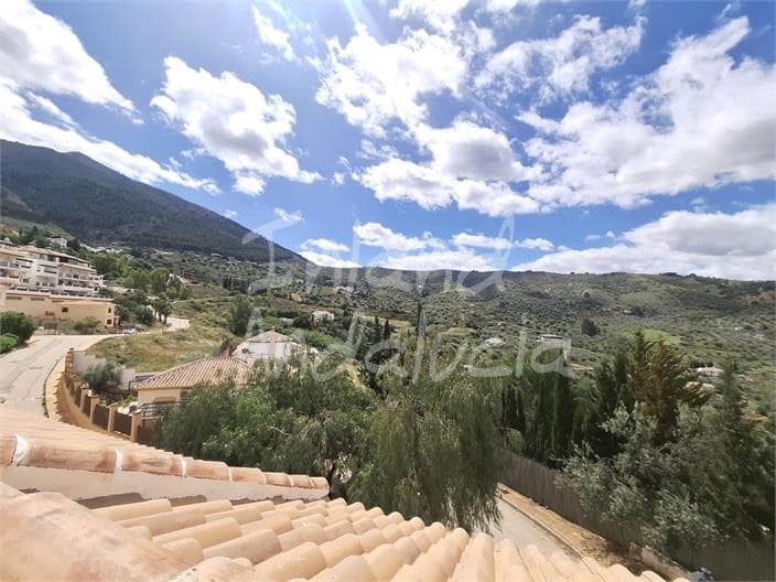 1 bedroom Apartment for sale in Alcaucin with pool garage - € 105,000 (Ref: 9838812)