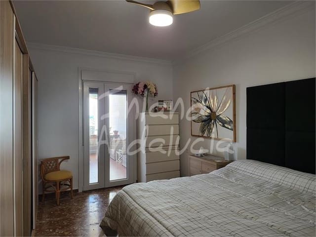 3 soveværelse Villa til salg i Humilladero med swimmingpool garage - € 259.950 (Ref: 9838813)