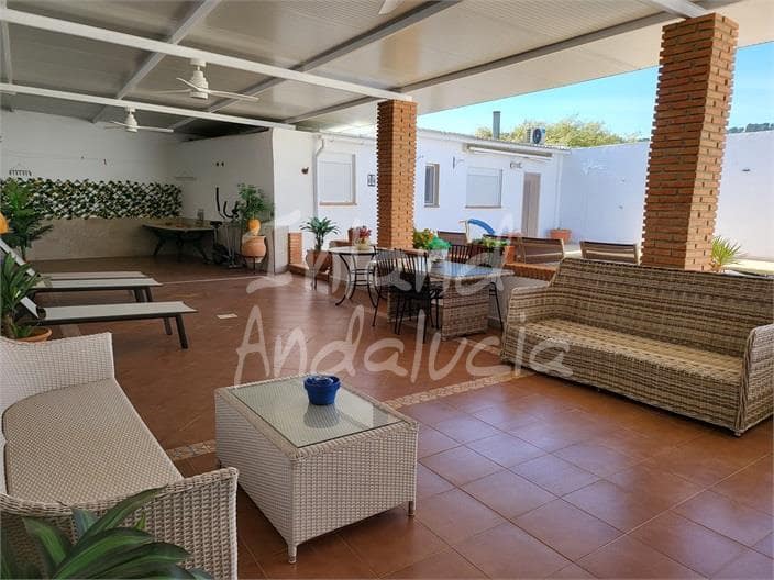3 soveværelse Villa til salg i Humilladero med swimmingpool garage - € 259.950 (Ref: 9838813)