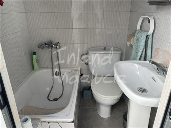 4 bedroom Townhouse for sale in Luque - € 43,000 (Ref: 9841986)