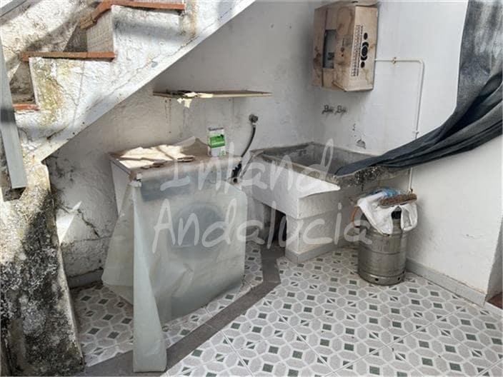 4 bedroom Townhouse for sale in Luque - € 43,000 (Ref: 9841986)
