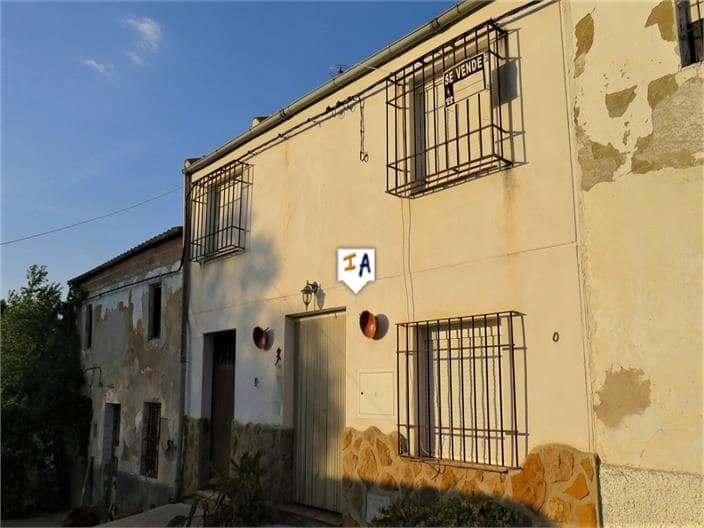 3 bedroom Finca/Country House for sale in Fuensanta de Martos with garage - € 65,000 (Ref: 9841987)