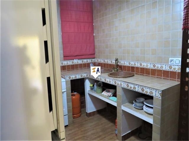3 soveværelse Finca/Landehus til salg i Fuensanta de Martos med garage - € 65.000 (Ref: 9841987)