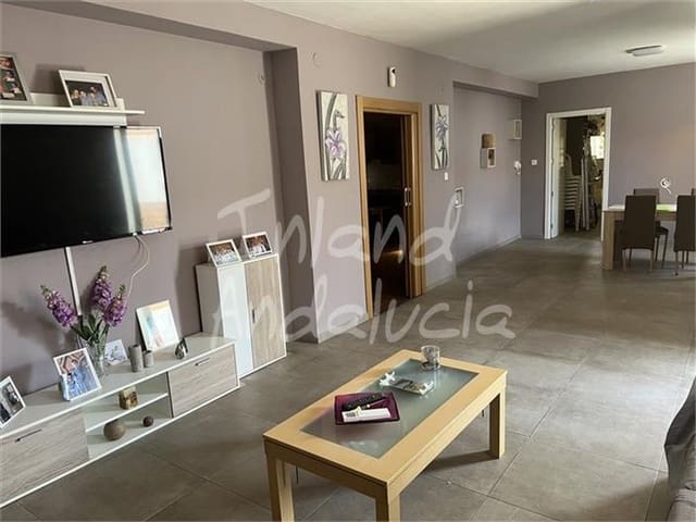 4 quarto Casa em Banda para venda em Ermita Nueva, Alcalá la Real com garagem - 105 000 € (Ref: 9848901)