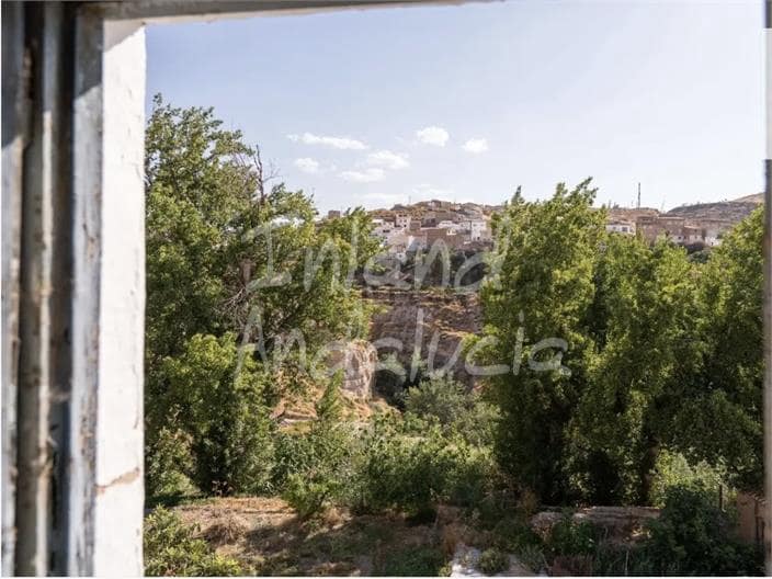 Finca/Country House for sale in Zujar with pool garage - € 25,000 (Ref: 9848902)