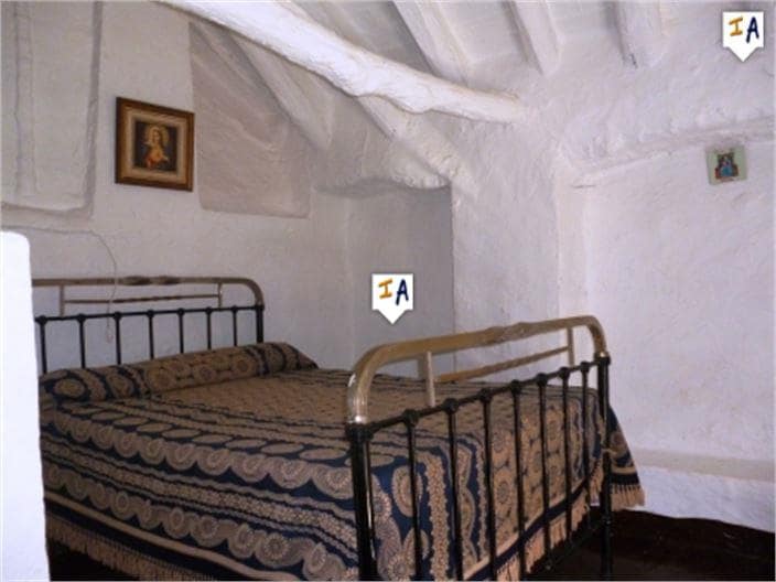3 soveværelse Finca/Landehus til salg i Villanueva de Algaidas med garage - € 110.000 (Ref: 9850790)