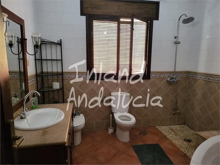 2 bedroom Villa for sale in Mollina with garage - € 172,500 (Ref: 9850792)