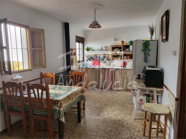 3 soverom Hus til salgs i Bobadilla med garasje - € 99 995 (Ref: 9863900)