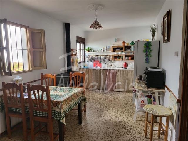3 soverom Hus til salgs i Bobadilla, Antequera med garasje - € 99 995 (Ref: 9863900)