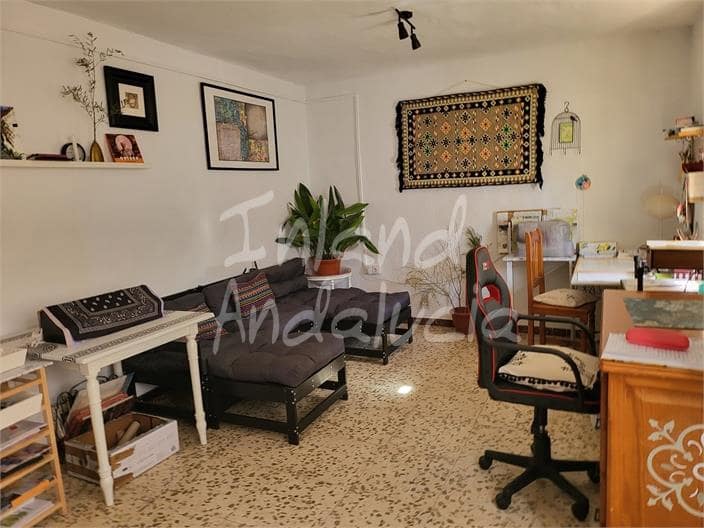 3 soverom Hus til salgs i Bobadilla med garasje - € 99 995 (Ref: 9863900)
