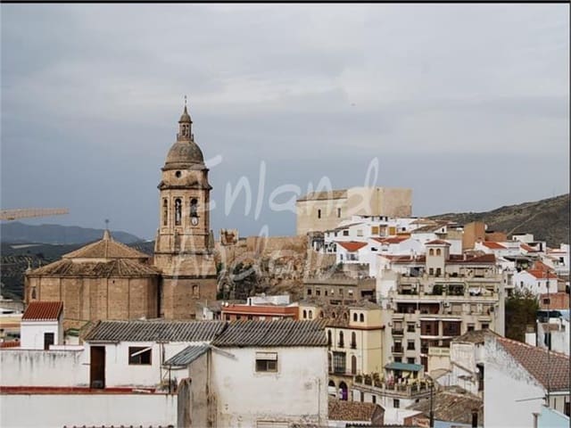 Casa de 5 habitaciones en Loja en venta - 127.000 € (Ref: 9872846)