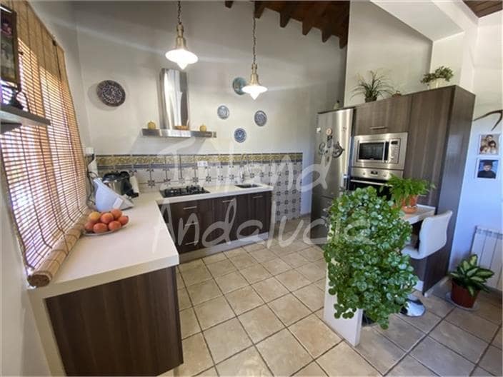 4 Zimmer Finca/Landgut zu verkaufen in Alcala la Real mit Pool Garage - 444.000 € (Ref: 9872847)