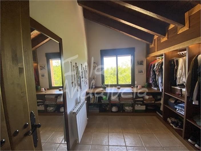 4 Zimmer Finca/Landgut zu verkaufen in Alcala la Real mit Pool Garage - 444.000 € (Ref: 9872847)
