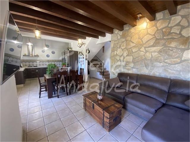 4 Zimmer Finca/Landgut zu verkaufen in Alcalá la Real mit Pool Garage - 444.000 € (Ref: 9872847)