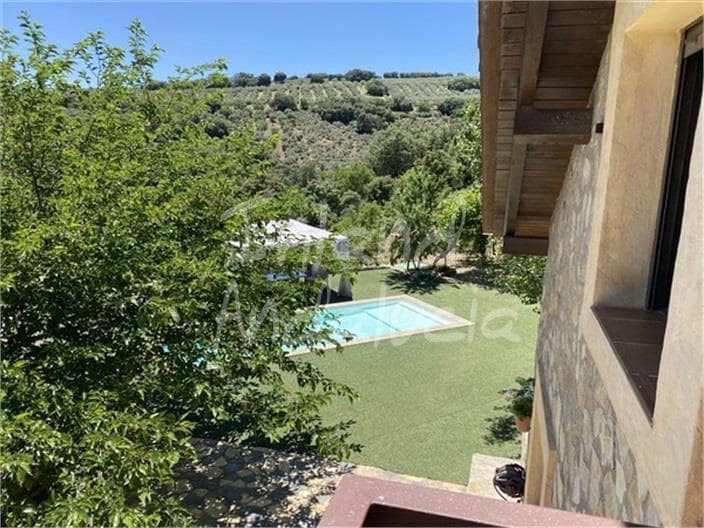 4 Zimmer Finca/Landgut zu verkaufen in Alcala la Real mit Pool Garage - 444.000 € (Ref: 9872847)