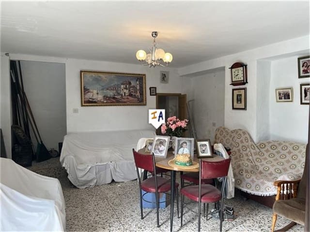 4 soveværelse Finca/Landehus til salg i Priego de Córdoba med garage - € 89.000 (Ref: 9877762)
