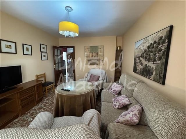5 slaapkamer Huis te koop in Alcalá la Real met garage - € 190.000 (Ref: 9877763)